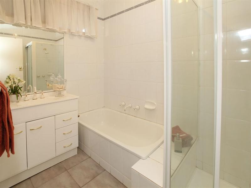 41 Fairland Avenue, Oakleigh East VIC 3166