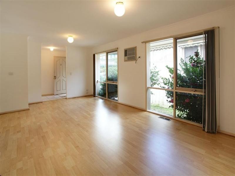 2/247 Gallaghers Road, Glen Waverley VIC 3150