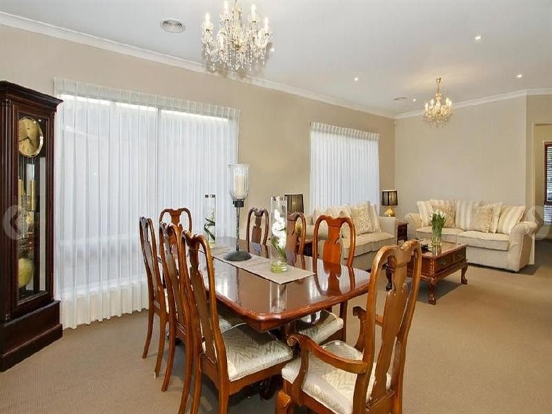 32 Boyanna Road, Glen Waverley VIC 3150