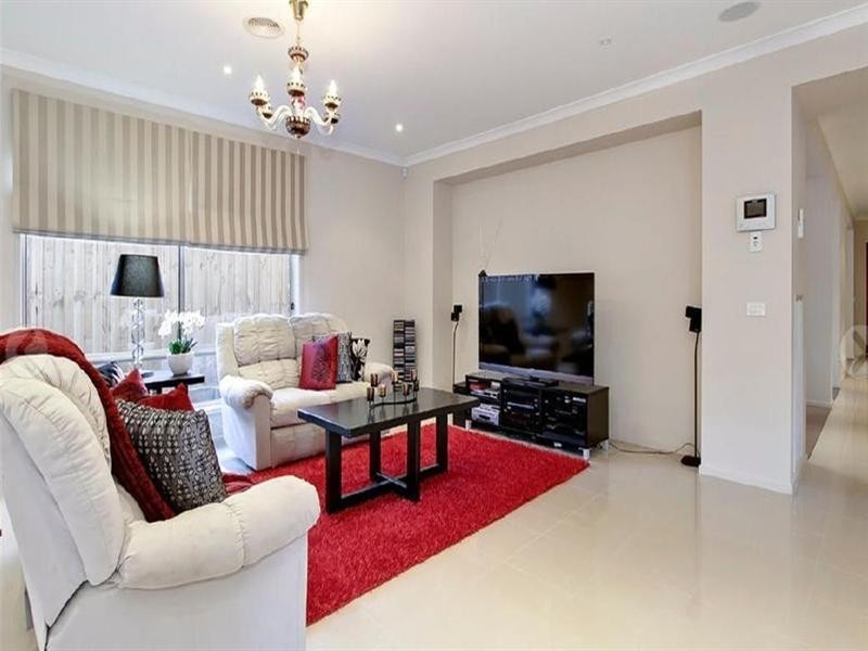 32 Boyanna Road, Glen Waverley VIC 3150