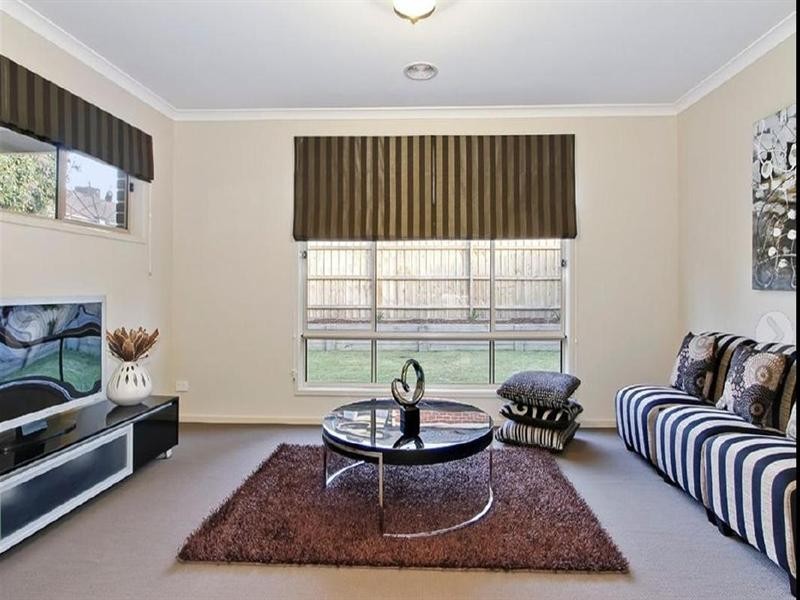 32 Boyanna Road, Glen Waverley VIC 3150