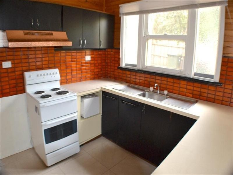 25 Saladin Avenue, Glen Waverley VIC 3150