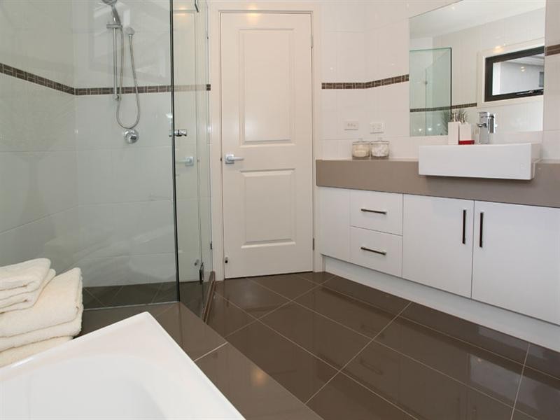 2 and 3/1 Aurisch Avenue, Glen Waverley VIC 3150