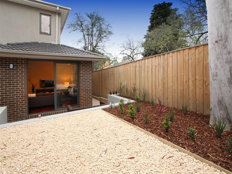 2 and 3/1 Aurisch Avenue, Glen Waverley VIC 3150