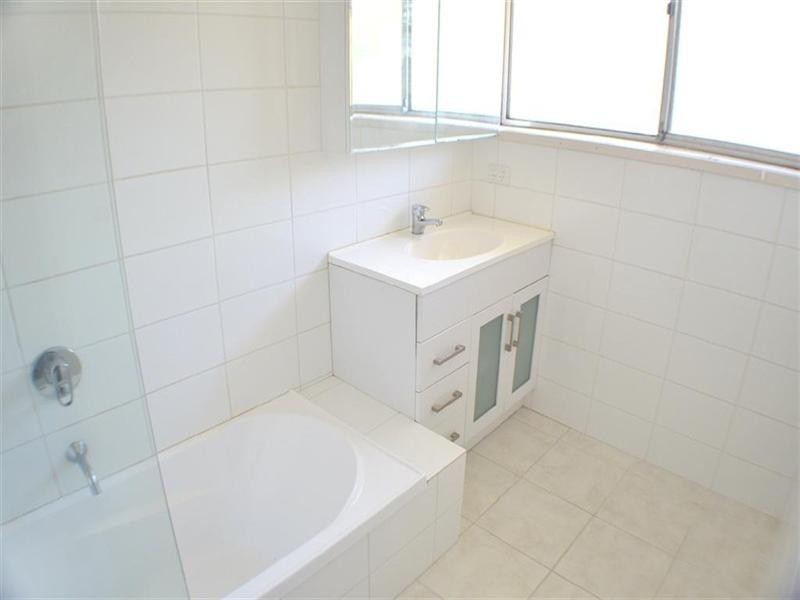 35 Shaftsbury Drive, Mulgrave VIC 3170