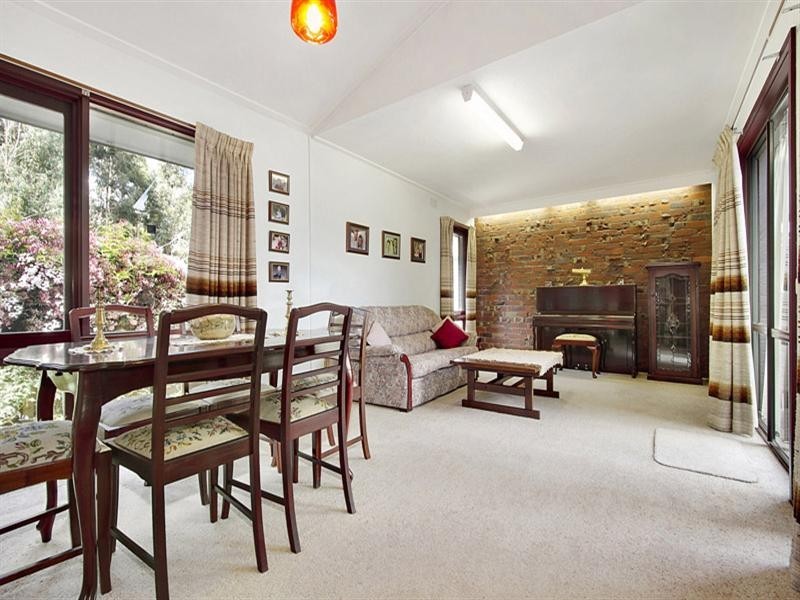 10 Wedge Court, Glen Waverley VIC 3150