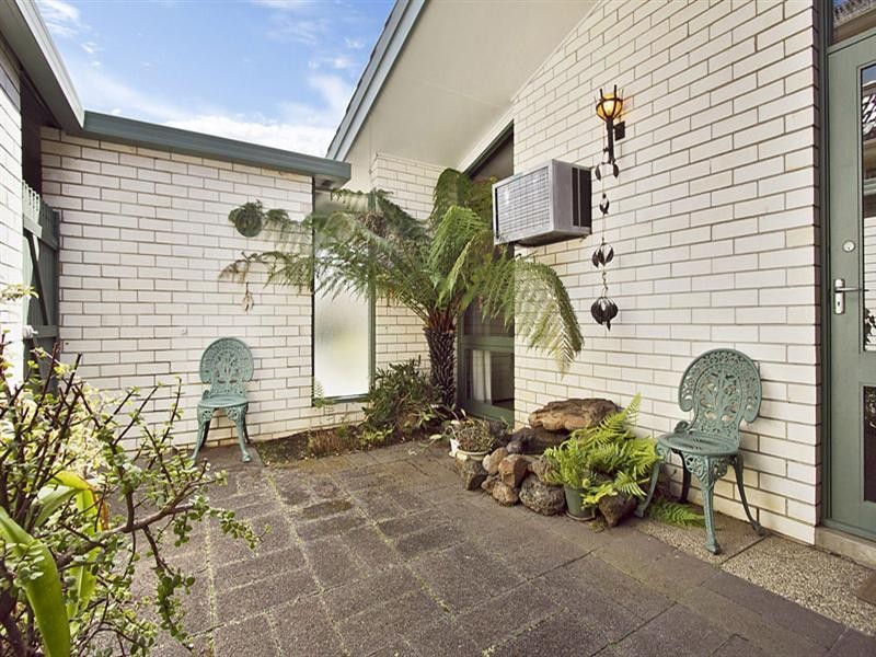 10 Wedge Court, Glen Waverley VIC 3150