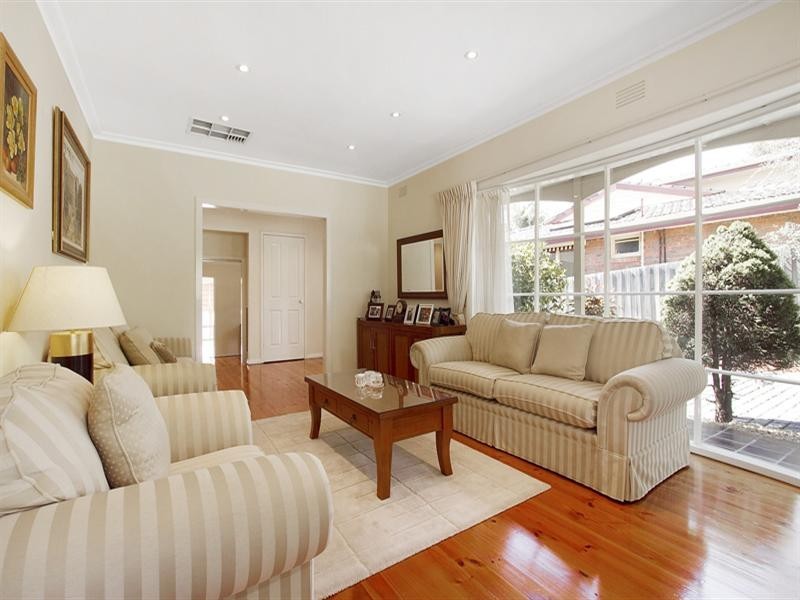 7 Redleaf Way, Wheelers Hill VIC 3150