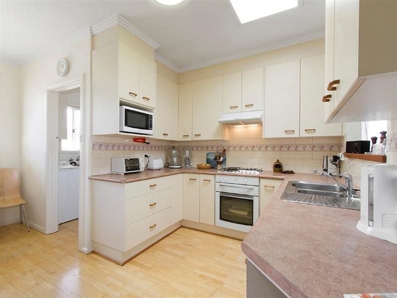 12 Angus Drive, Glen Waverley VIC 3150