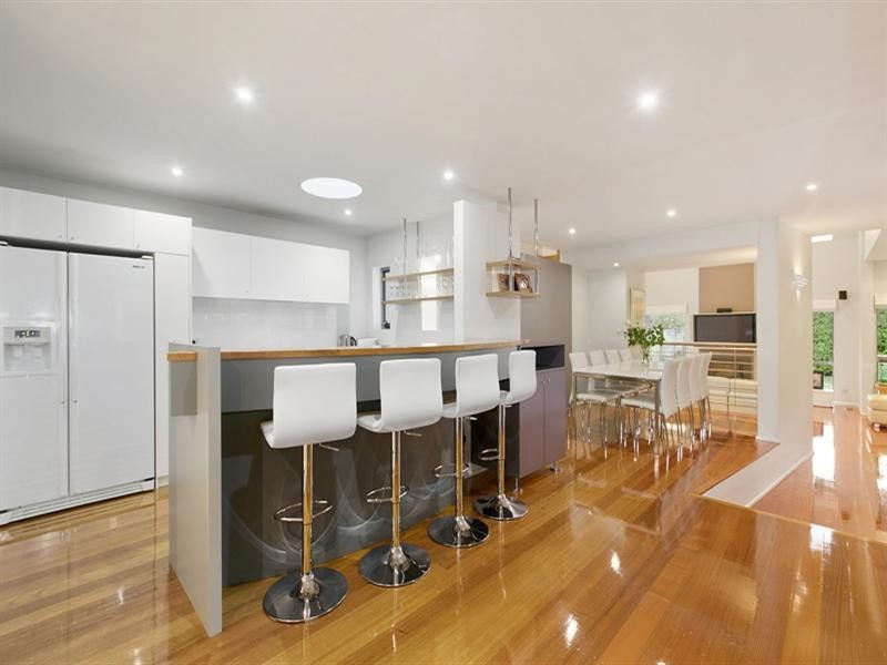 1 Robert Street, Chadstone VIC 3148