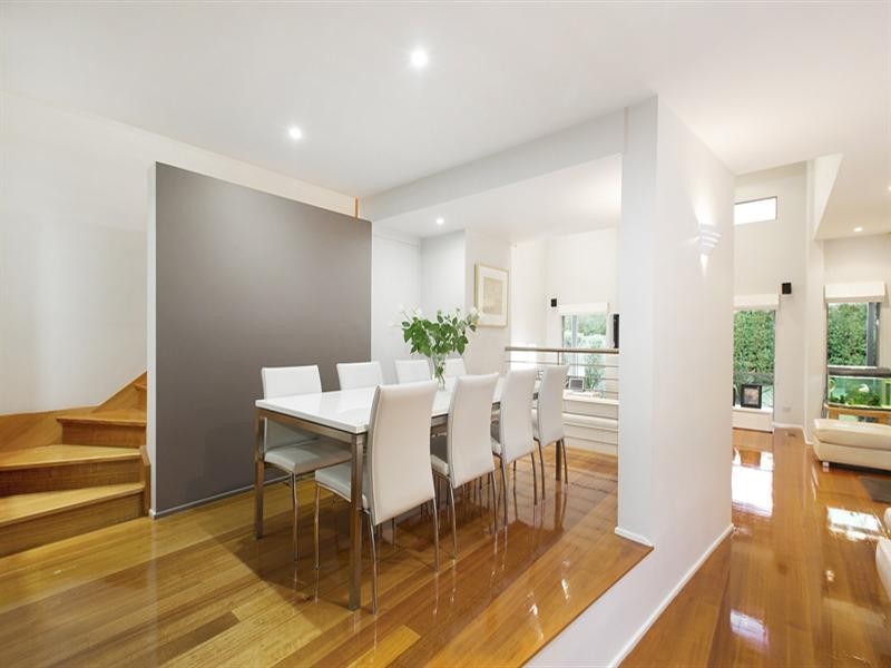 1 Robert Street, Chadstone VIC 3148