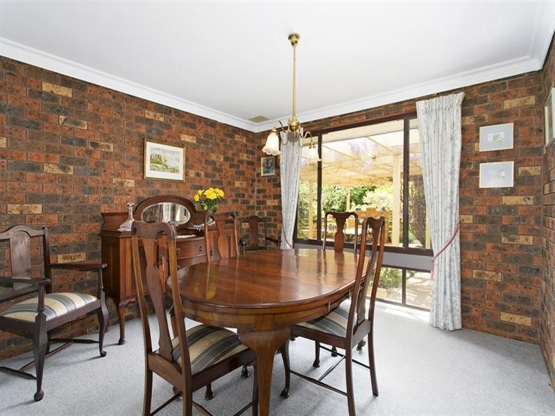 11 Lascelle Drive, Vermont South VIC 3133