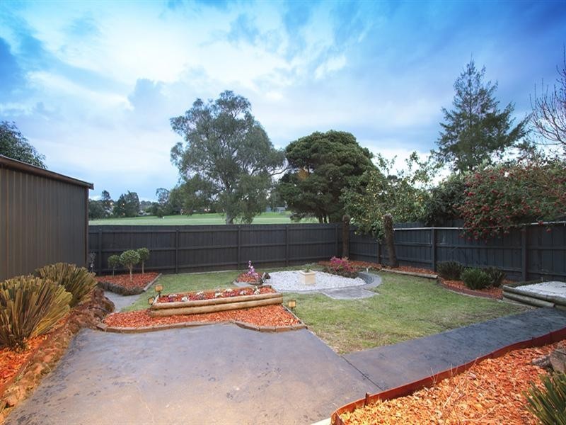 71 Huxley Avenue, Mulgrave VIC 3170