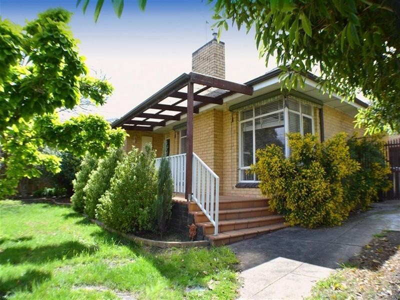 56 The Outlook, Glen Waverley VIC 3150