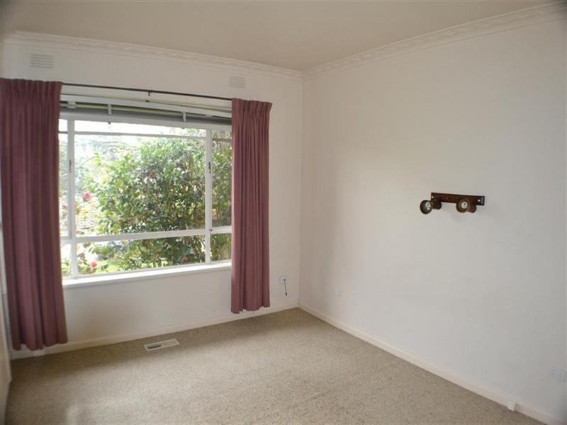 56 The Outlook, Glen Waverley VIC 3150