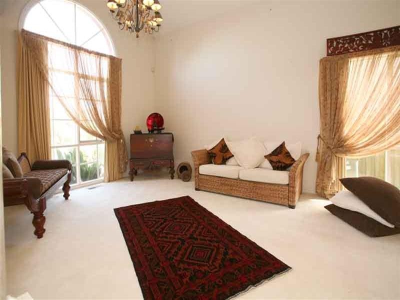 94 Herriotts Boulevard, Glen Waverley VIC 3150