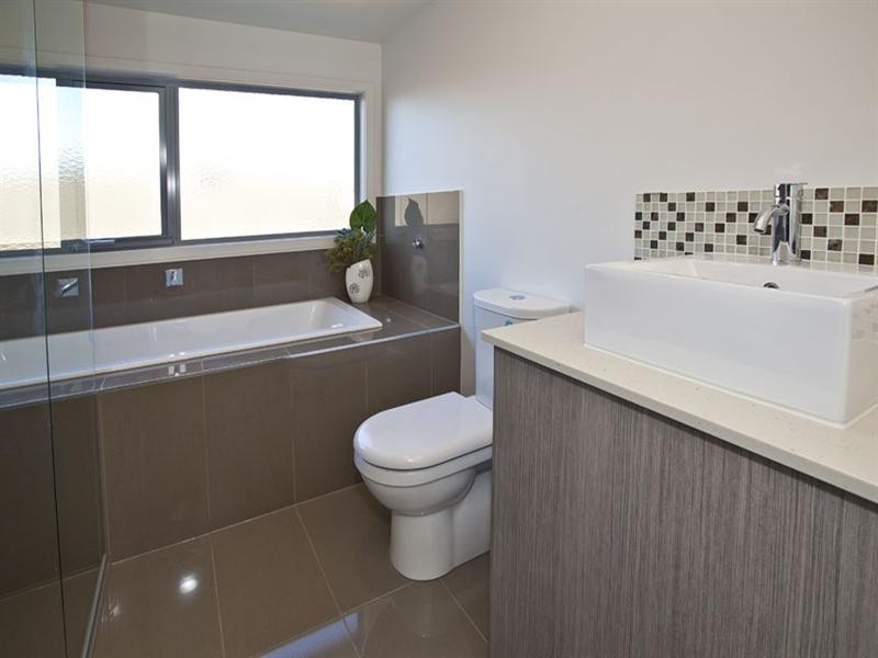 3/23 Elizabeth Street, Oakleigh East VIC 3166