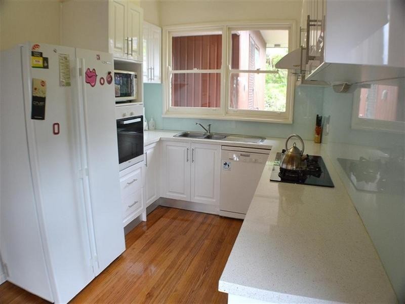 24 Townsend Street, Glen Waverley VIC 3150