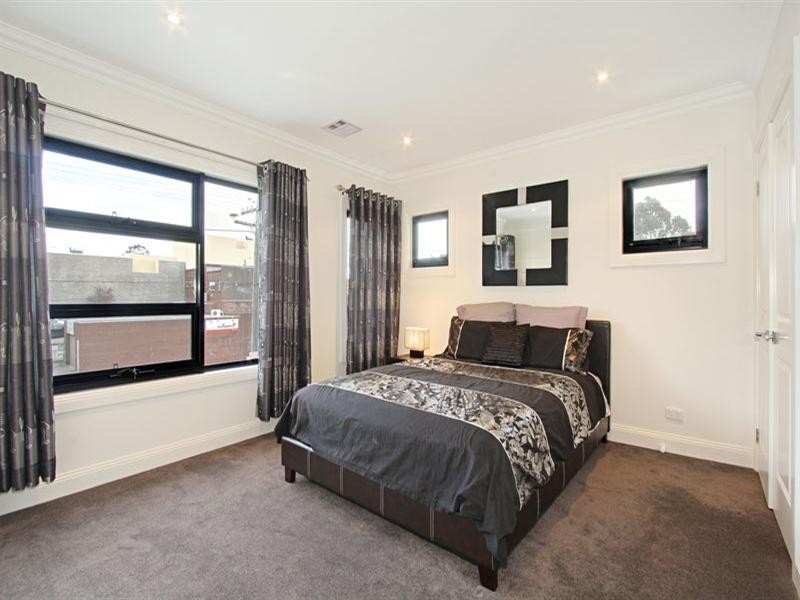 19 Arthur Street, Burwood VIC 3125