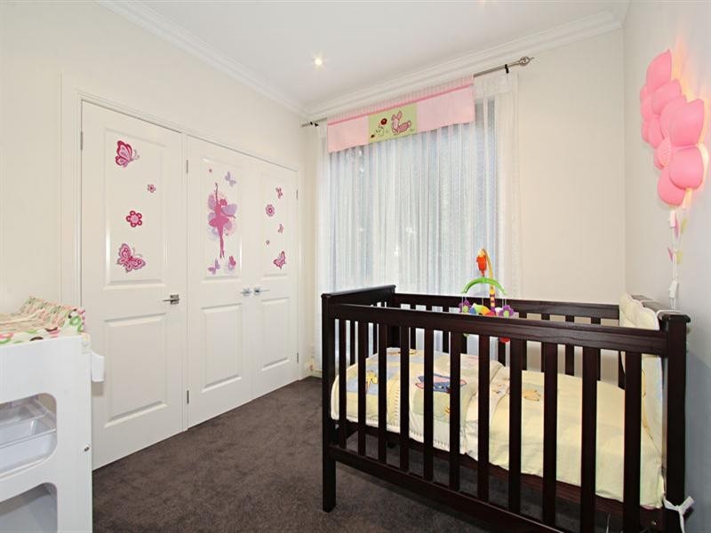 19 Arthur Street, Burwood VIC 3125