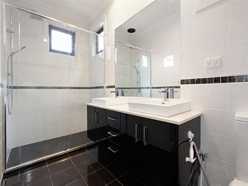 19 Arthur Street, Burwood VIC 3125