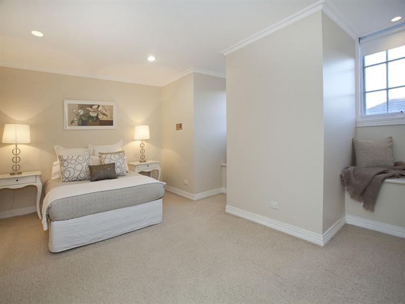 12 Sesame Street, Mount Waverley VIC 3149