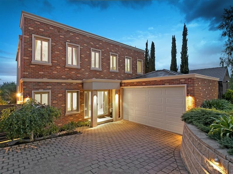 61 Craig Hill Drive, Wheelers Hill VIC 3150