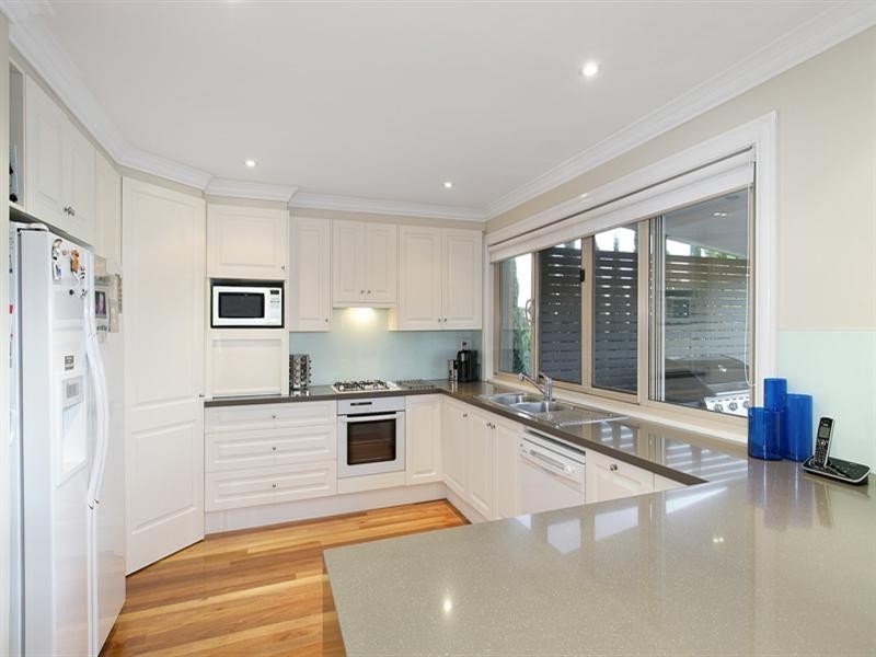 61 Craig Hill Drive, Wheelers Hill VIC 3150