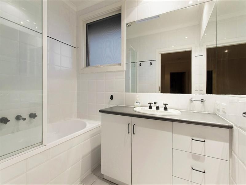 29 Belvedere Avenue, Wheelers Hill VIC 3150