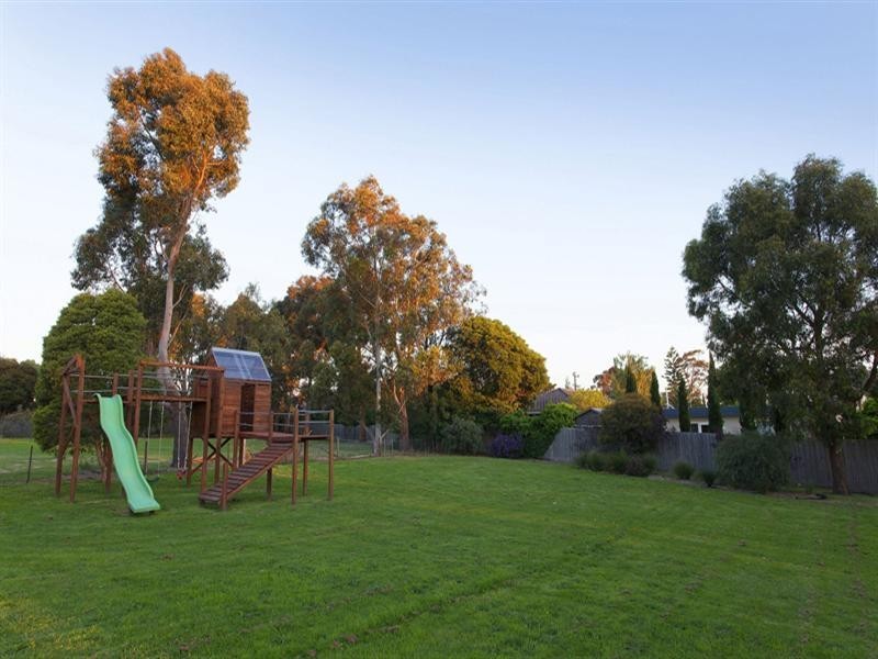 29 Belvedere Avenue, Wheelers Hill VIC 3150