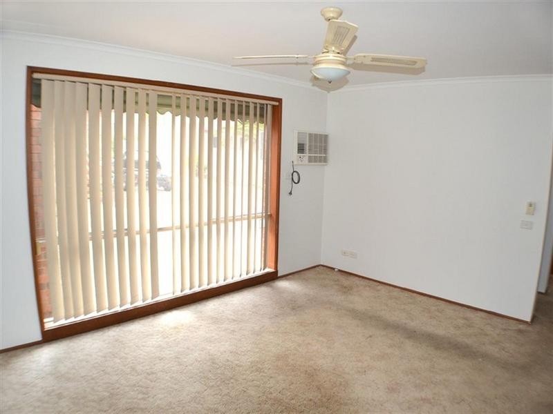 2/3 Roberts Avenue, Mulgrave VIC 3170