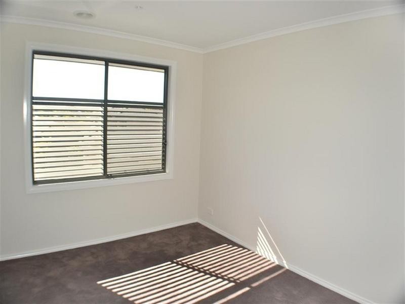 2/5 Folkestone Road, Glen Waverley VIC 3150