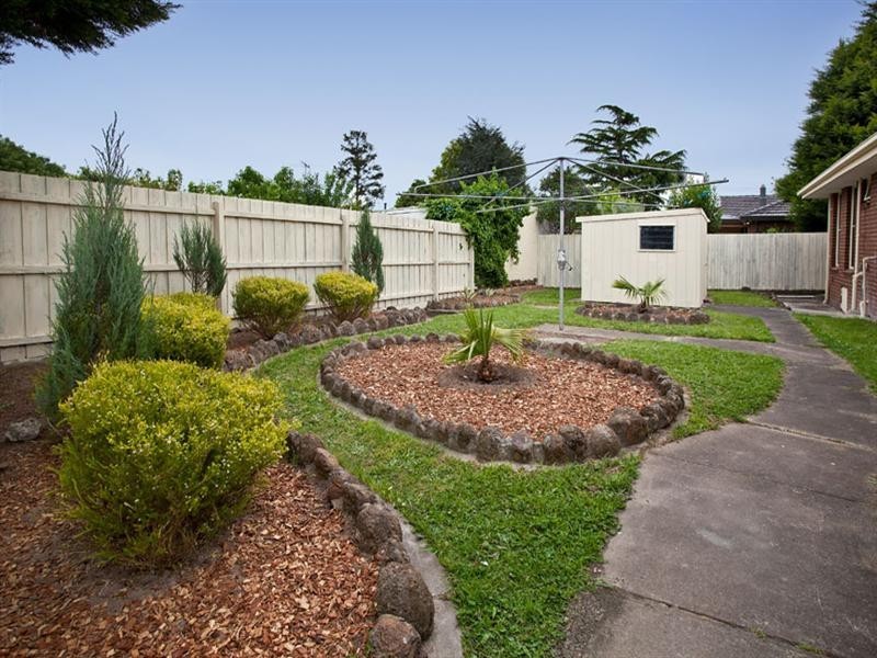 40 Darnley Grove, Wheelers Hill VIC 3150