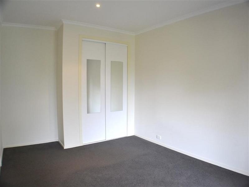 22/3 Rusden Place, Notting Hill VIC 3168