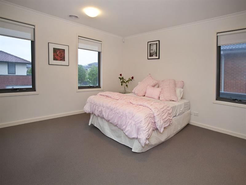 19 Derby Place, Mulgrave VIC 3170