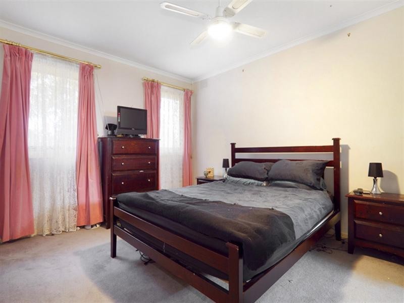 43 Stokes Road, Wantirna VIC 3152