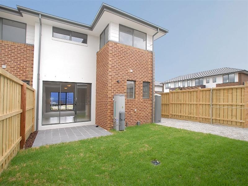 31 St James Park Drive, Mulgrave VIC 3170