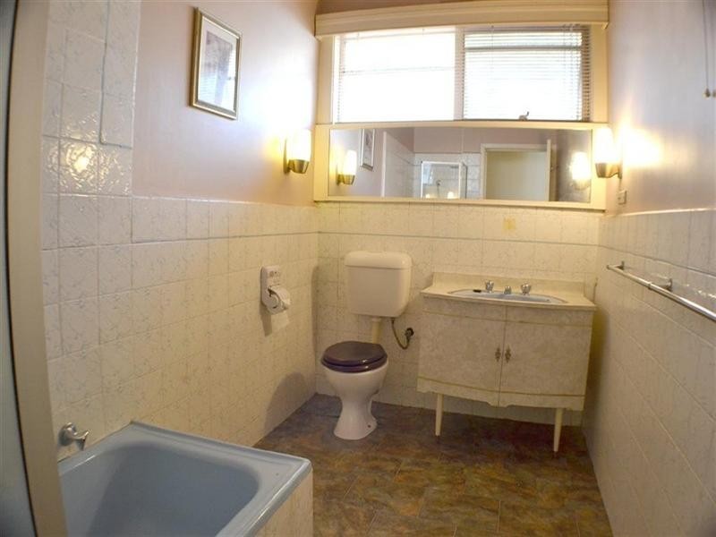 16 Nottingham Street, Glen Waverley VIC 3150