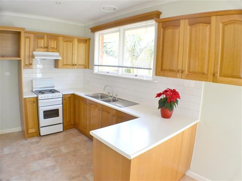 1/9 Cambridge Drive, Glen Waverley VIC 3150