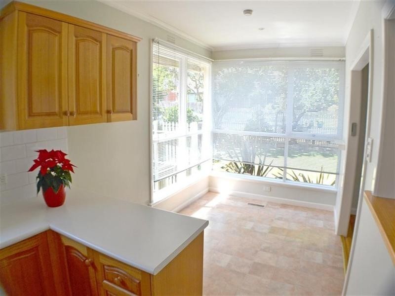 1/9 Cambridge Drive, Glen Waverley VIC 3150