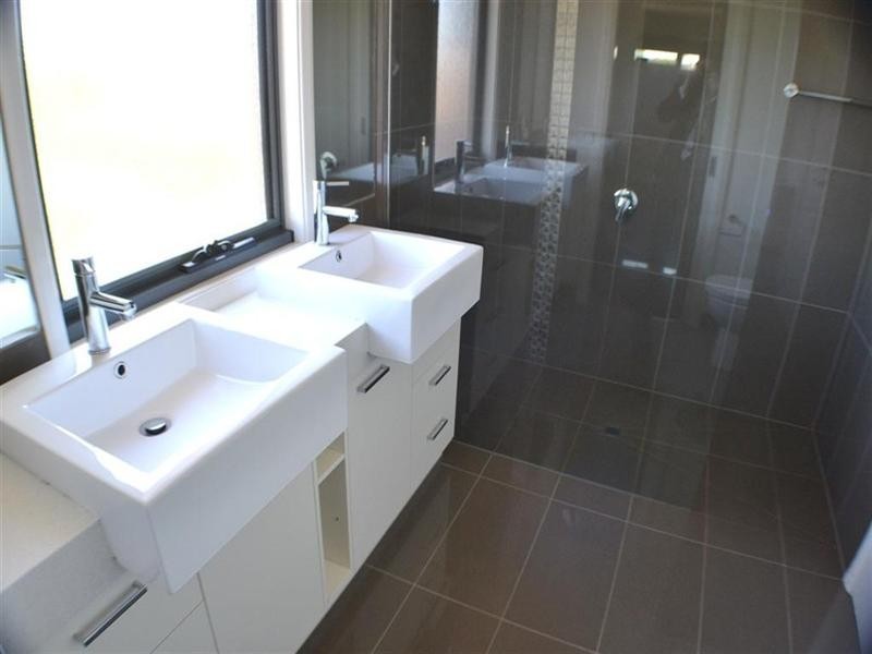 2/19 Bales Street, Mount Waverley VIC 3149