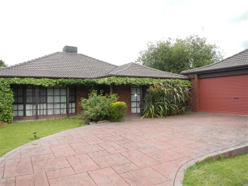 6 Woodlea Place, Ferntree Gully VIC 3156