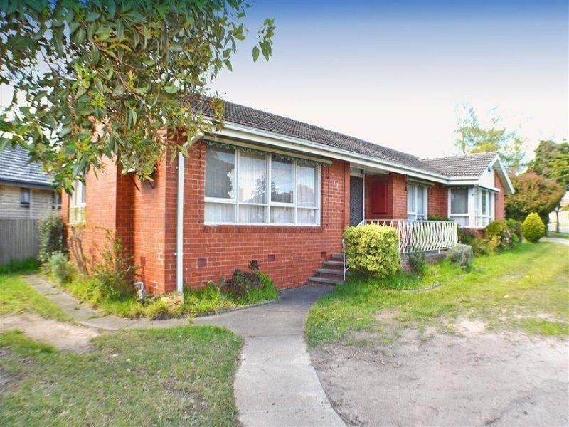 35 Shaftsbury Drive, Mulgrave VIC 3170