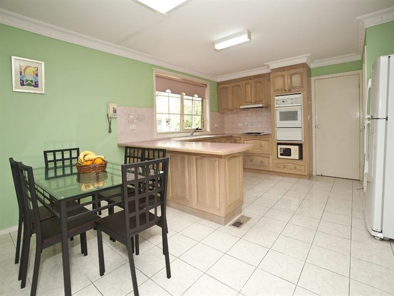 2/6 Meteor Street, Mount Waverley VIC 3149