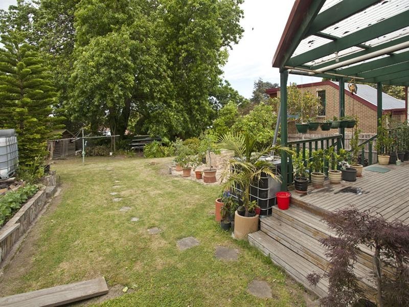 10 Annetta Avenue, Ashburton VIC 3147