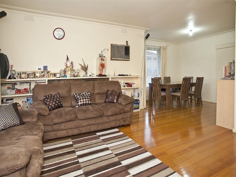 112 Watsons Road, Glen Waverley VIC 3150