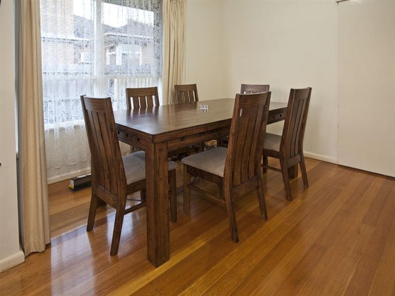 112 Watsons Road, Glen Waverley VIC 3150