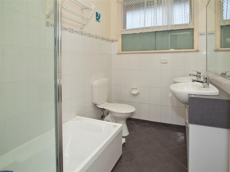 112 Watsons Road, Glen Waverley VIC 3150