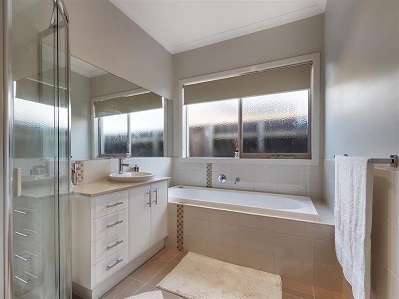 1/466 Canterbury Road, Forest Hill VIC 3131