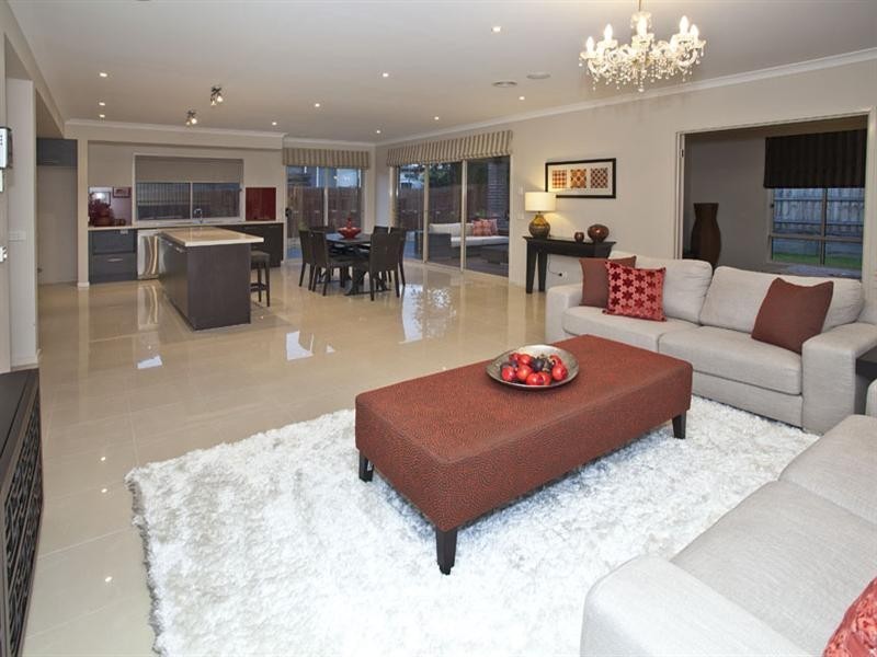 32 Boyanna Road, Glen Waverley VIC 3150